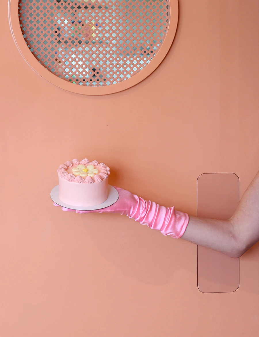 Sweet Bakes Cake - Image 5